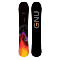 GNU Snowboard Banked Country
