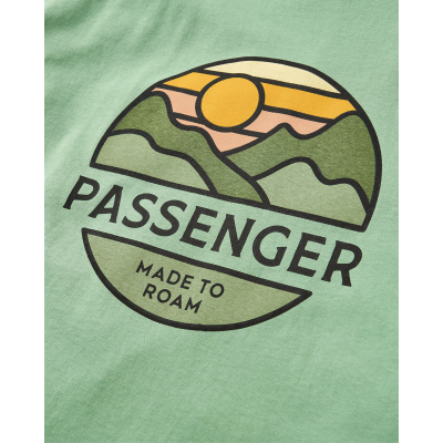 PASSENGER T-Shirt Laidback Recycled Cotton Relaxed Fit stem green