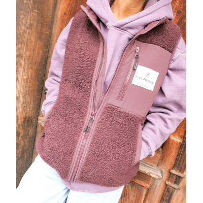 FIVEBOARDS Women Sherpa Vest berry